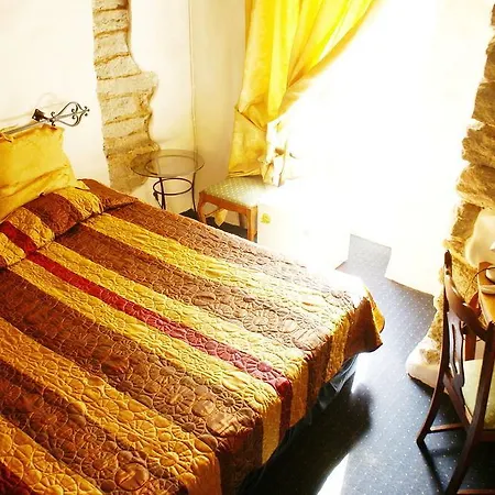 Olevi Residents 3*