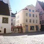 Hotel Olevi Residents