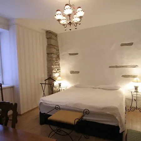 Olevi Residents 3*