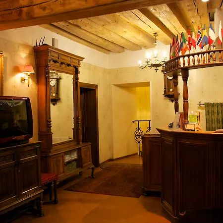 Olevi Residents Hotell 3*