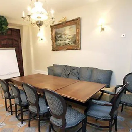 Olevi Residents Otel Tallinn