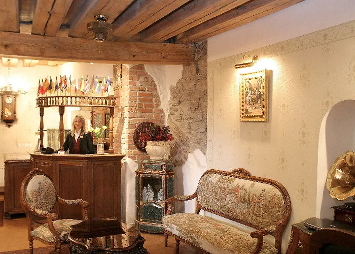 Olevi Residents Hotel 3*