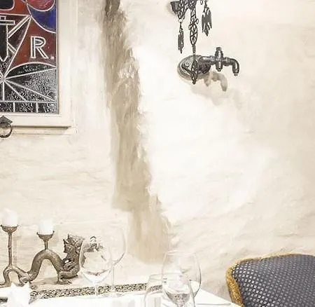 호텔 Olevi Residents 3*