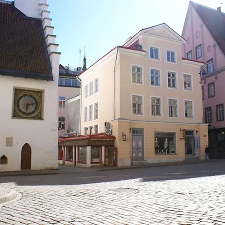 Hotel Olevi Residents
