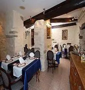 Hotel Olevi Residents